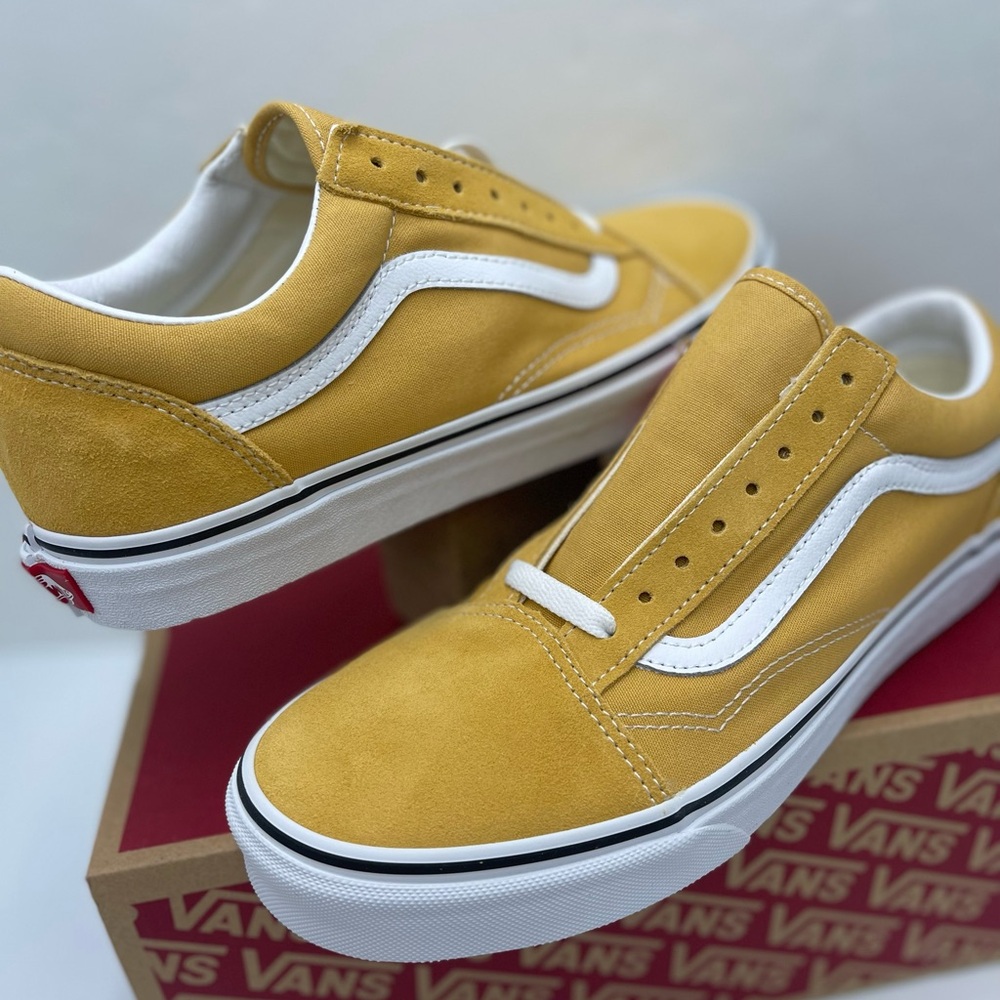 Vans WMNS Old Skool
Ochre/True White
VN0A38G1QA0 - Picture 9 of 16